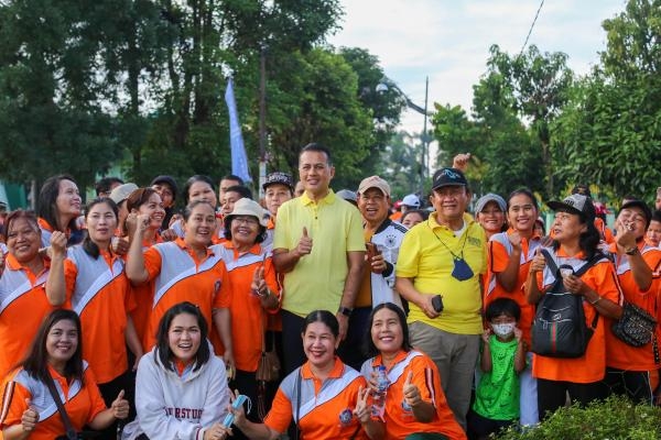 Lepas Jalan Sehat HKBP Resort Simpang Marindal, Musa Rajekshah Ajak Jaga Kebersamaan di Tahun Politik